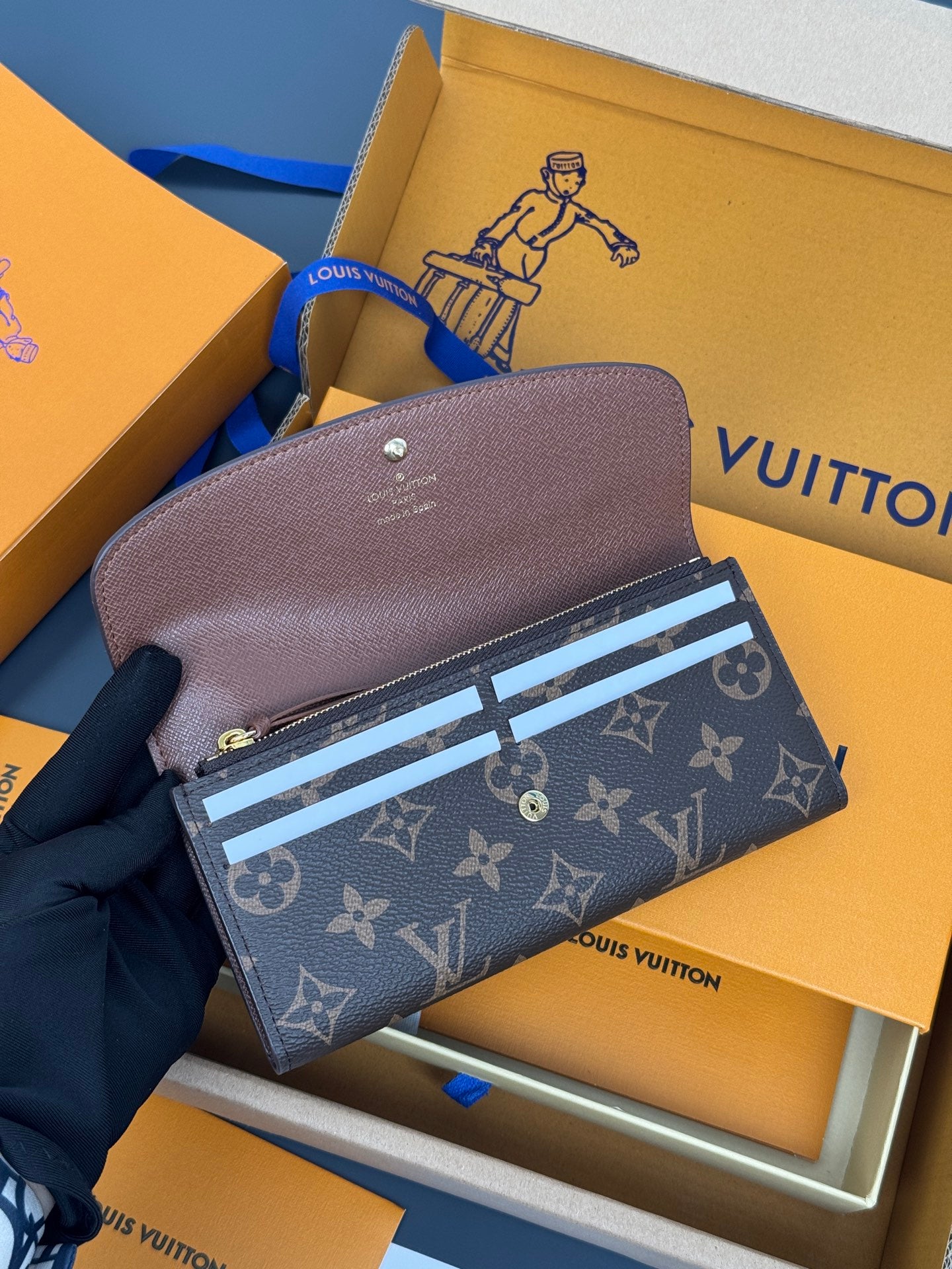 【ルイヴィトン】大人気☆ ポルトフォイユ・エミリー 財布 ギフト8色